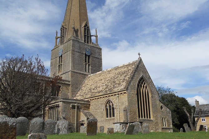Downton Abbey and Village Small Group Tour from London - A 9-hour Downton Abbey day from South Kensington
