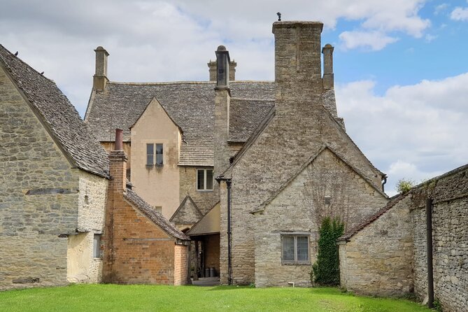 Downton Abbey Day In The Cotswolds Tour - Stop 5: Shilton for Village Texture and a Foraged River View