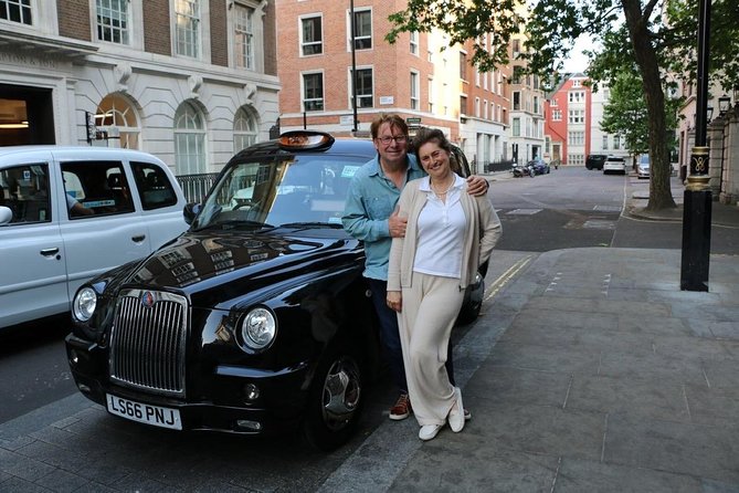 Downton Abbey London Filming Locations: Private Half-Day Tour - Price and value: $509.21 per group, up to 6 people
