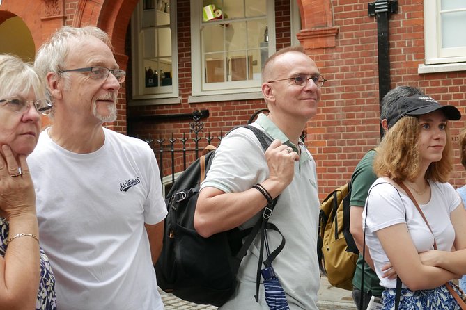 Downton Abbey London Walking Tour - The Strand stop: London streets that doubled for multiple places