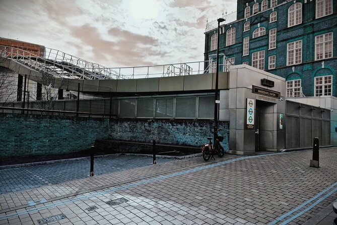 Dr Blood's Jack the Ripper Tour - Why this Jack the Ripper walk is more than a list of spooky spots