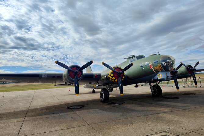 Duxford IWM Air Museum Private Car Day Trip London Hotel Pickup - Practical tips for fitting 3 hours at Duxford without stress