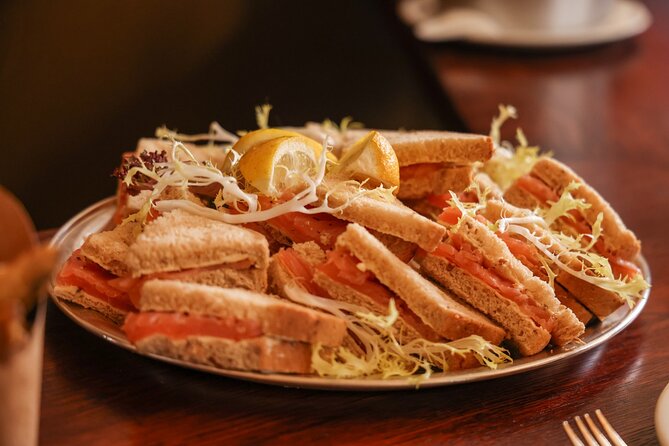 Eating London: The Heart of 'The City' Food Tour - Sweetings, an 1800s fish restaurant, and what to expect from the tasting