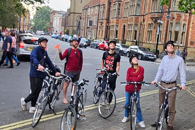 eBike Tour in York City - Clifford’s Tower and William the Conqueror’s long shadow