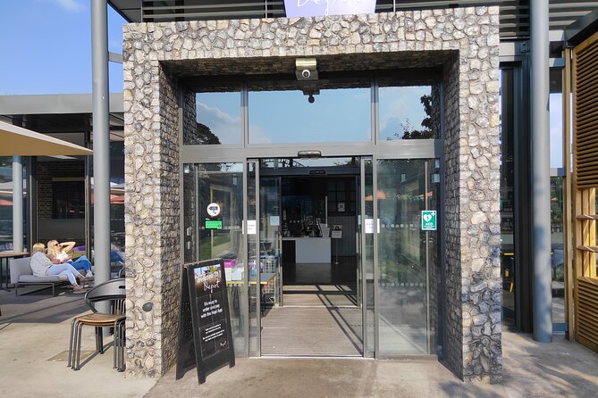 Eccentric Lewes: A Self-Guided Walking Tour - Route logic, walking time, and how to pace Cliffe High Street