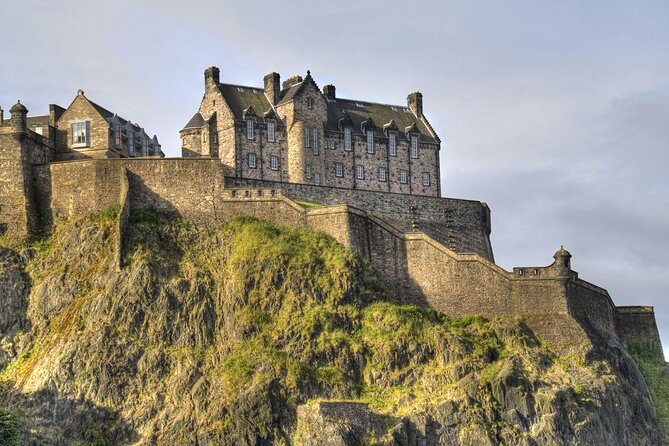 Edinburgh Rail Trip from London with Castle entry and Hop-on Hop-off bus - Key highlights and smart reasons to pick this day trip