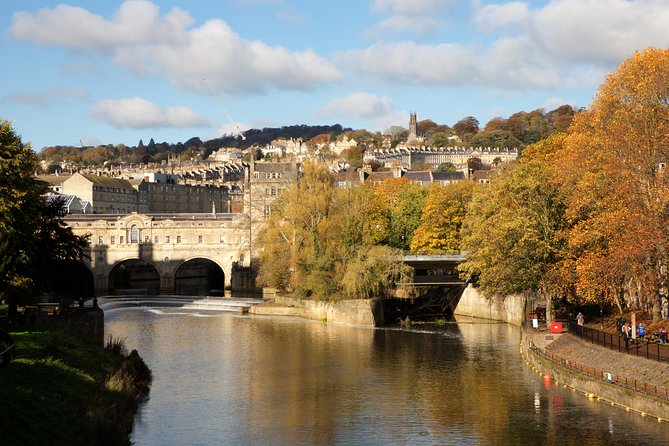 England in One Day: Stonehenge, Bath, the Cotswolds and Stratford-upon-Avon Day Trip from London - Cotswolds countryside views from the coach, and why that trade-off makes sense