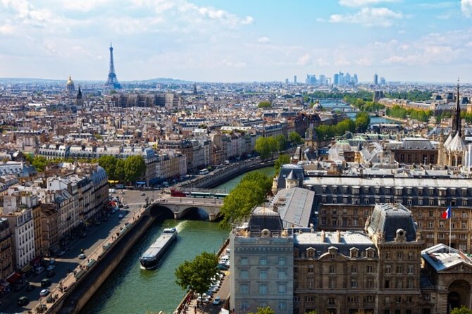 Escorted Paris Day Trip: Eiffel Tower, Notre Dame & Lunch Cruise - Key things I’d watch for