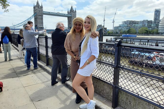 Exciting Full Day Walking Tour - See All London Sites - How the Guide Changes the Experience (Ollie, Baha, and Mariana Moments)