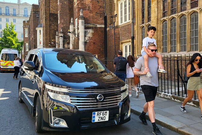 Exciting Private Driving Cotswold Countryside Tour - Oxford in fast mode: colleges, Radcliffe Camera, and the Covered Market