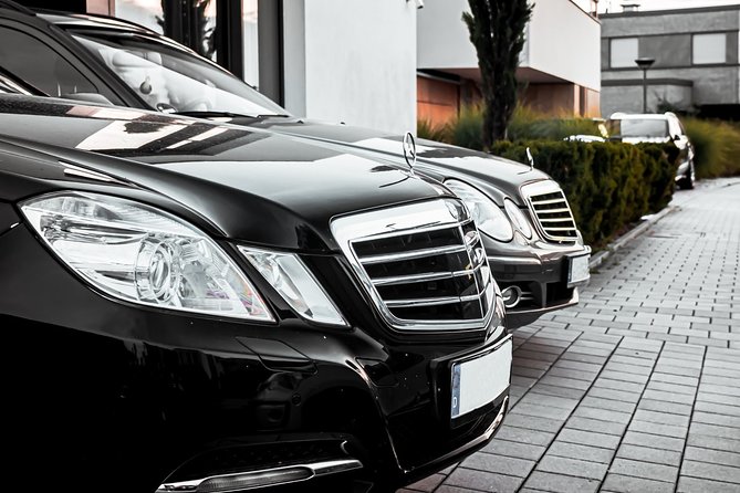 Executive Private London Departure Transfer - Hotel / Accommodation to Airport - Quick hits before you go