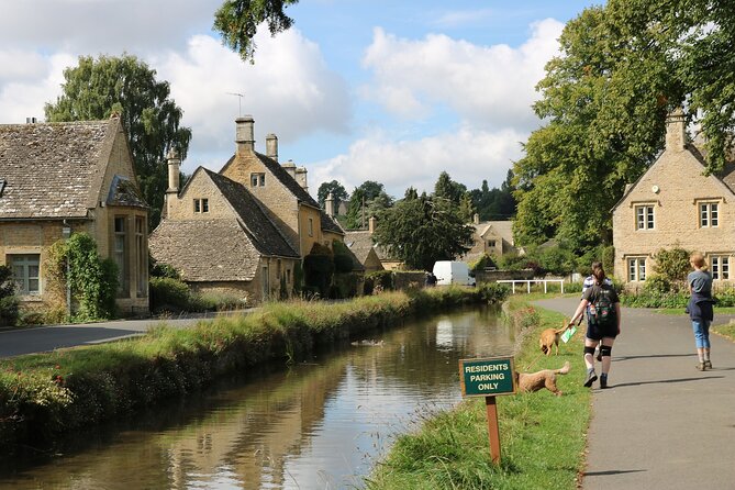 Explore the Cotswolds (Private Day Tour from London) - Woodstock and St Martin Bladon, Churchill’s Final Rest