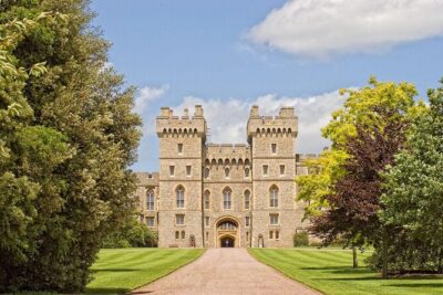 Explore Windsor Castle and Hampton Court Palace