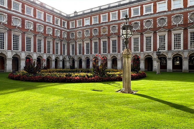 Explore Windsor Castle and Hampton Court Palace - East Molesey Pub Lunch: The Reset Between Castles