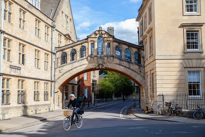 Extended: Oxford University & City Tour With Christ Church - Photo-famous spots: Bridge of Sighs, Radcliffe Camera, and the surrounding story