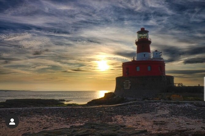 Farne Islands Longstone Lighthouse 2-Hour Trip from Seahouses - Longstone Lighthouse and Grace Darling: what you’re really seeing