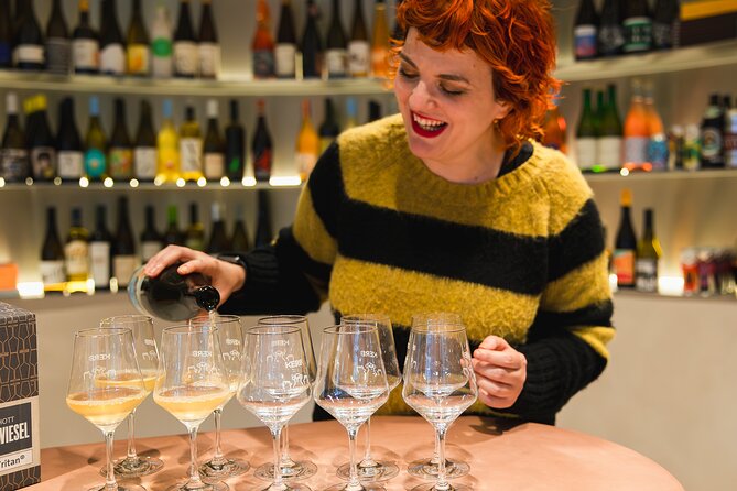 Four hour walking wine tasting tour of Manchester's best bars - The 4-Hour Format: How the Walking and Wine Stops Fit Together