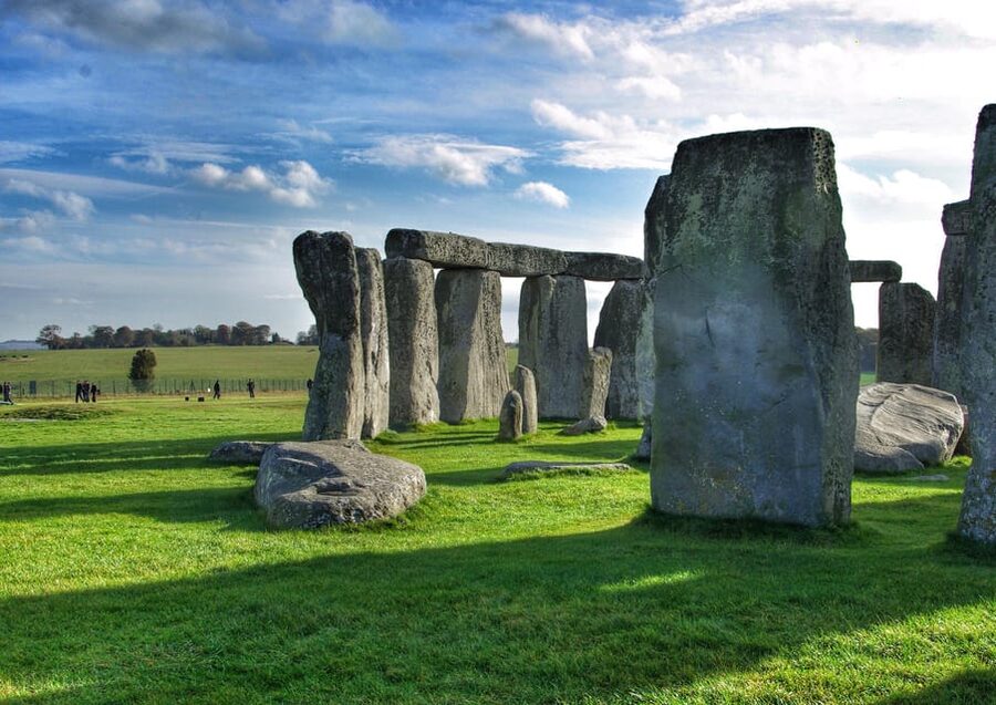 From Cambridge: Guided Day Tour to Bath and Stonehenge - Key things to know before you go