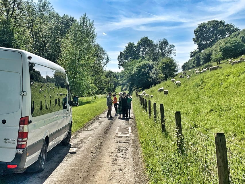 From Cambridge: Guided day trip to Stratford & The Cotswolds - Key highlights you will actually feel