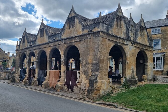 From London: 7 Unmissable Cotswolds Stops Small-Group Tour - Broadway Tower and Cotswold Lavender: Quick Hits for the Camera