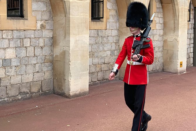 Full Day Excursion Royal London & Windsor in an Iconic London Black Cab - Kensington Palace, St Paul’s, and Tower of London: the rest of the royal map