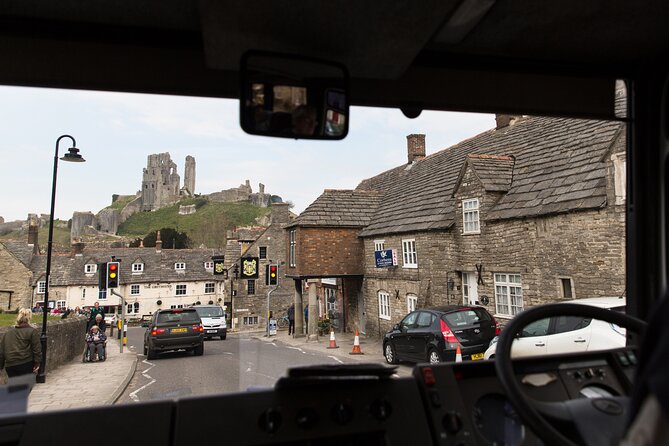 Full Day Jurassic Coast Mini-Coach Tour from Bournemouth - Durlston Country Park: tea, cliff-top views, and a walk you can actually enjoy