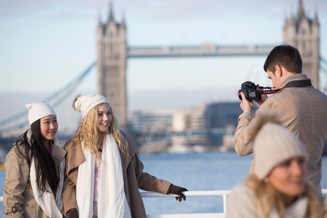 Fully Flexible Thames River Cruise - Onboard Cafe Bar, Snack and Drink Planning Without Stress