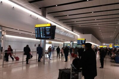 Gatwick Airport arrival to London Hotel/Accommodation