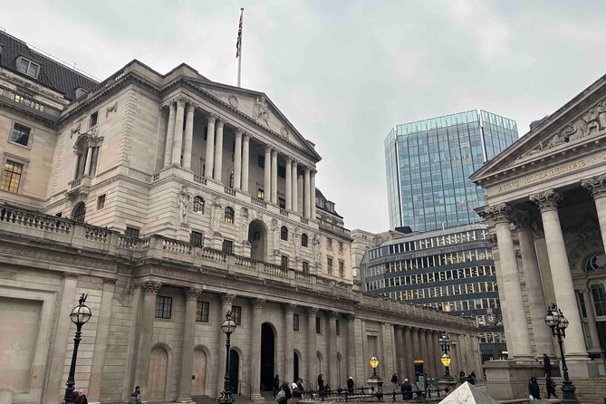 Ghosts, Gore & Other Ghasty Stories in the City of London - Stop 2: Cheapside and the City’s Lost Rivers, Skulls, and a Weird Job