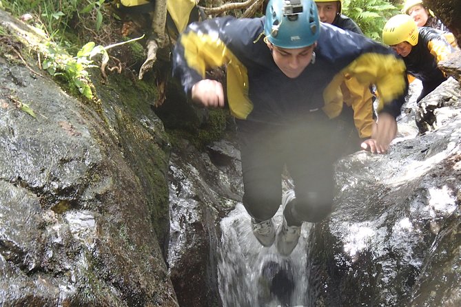 Ghyll Scrambling Water Adventure in the Lake District - Water, temperature, and the first cold shock