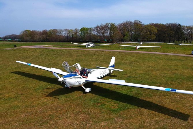 Gliding Experience in Devon - Devon motor gliding: power up, then true silence