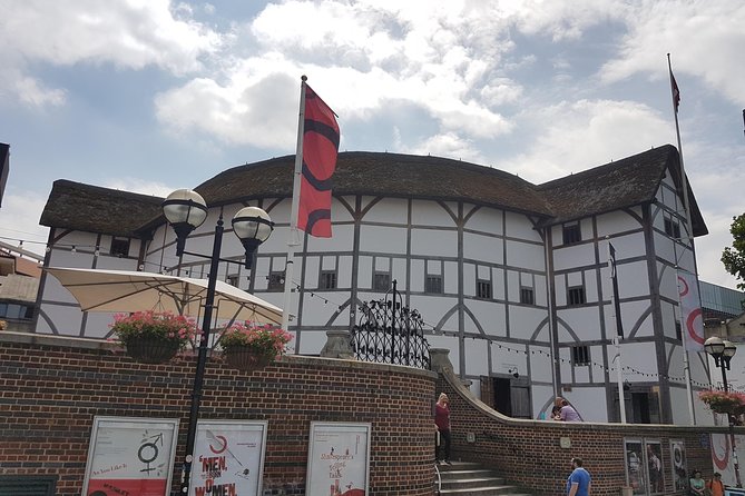 Go Up The Shard & London Landmark Walking Tour - Stop 9 to 10: Borough Market, secret filming spots, and London Bridge views