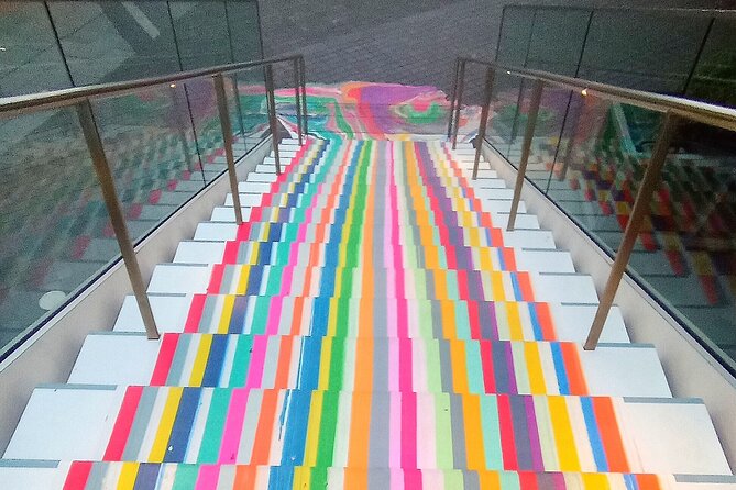 Greenwich Fan-Making Craft Tour - Stop 2 at Millennium Way: circling the O2 Arena like a local