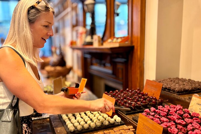Greenwich Food & Drink Experience W/ Painted Hall & Queen's House - Old Brewery gin tasting and Dark Sugars chocolate: the sweet spot for variety