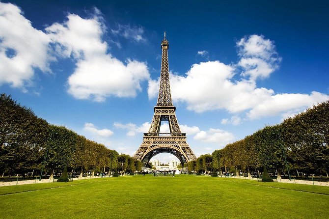 Guided Luxury Paris Day Trip with Optional Lunch at the Eiffel Tower - The Seine River Cruise: Photos, Landmarks, and a Breather