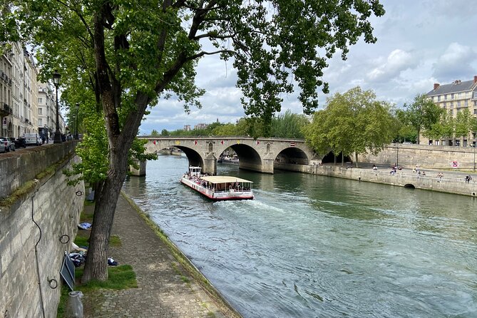 Guided Luxury Paris Day Trip with Optional Lunch at the Eiffel Tower - Eiffel Tower Lunch: Priority Access, Wine, and Views That Make the Day