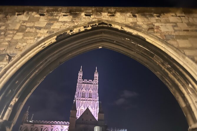 Guided walking tour : Ghosts & Giggles Of Gloucester - A Funny, Spooky Walk Through Gloucester’s Old Streets