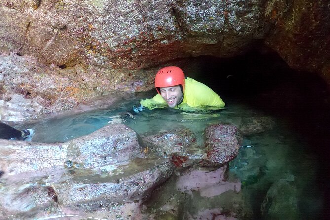 Half-Day Coasteering in Newquay Cornwall - The 3-Hour Flow: Training, Swims, Climbs, And A Final Jump