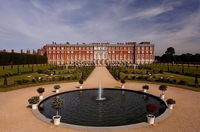 Hampton Court Palace Entrance Ticket - Family Trails, Family Room Play Area, and a Pushchair-Friendly Visit