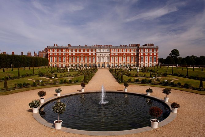 Hampton Court Palace Entrance Ticket - Gardens With the Maze and Great Vine: The Part You Might Underestimate