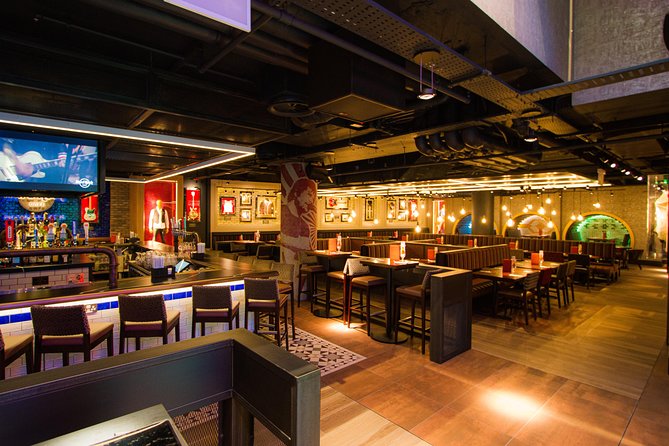 Hard Rock Cafe Piccadilly Circus with Set Menu for Lunch or Dinner - Practical tips for a smooth Hard Rock lunch or dinner at Piccadilly