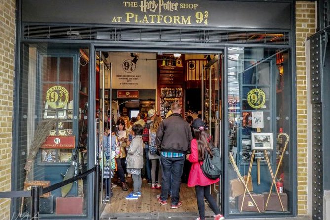 Harry Potter London Sights and Film Locations - Private Tour - Guides Make the Difference, and the Best Ones Teach Two Stories at Once
