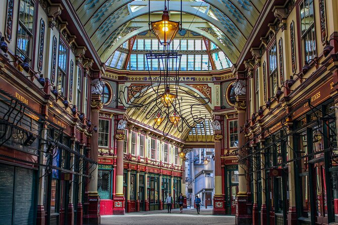 Harry Potter London Tour with Audioguide on Smartphone - The Shard, St. Paul’s, and Millennium Bridge: viewpoints that close the loop