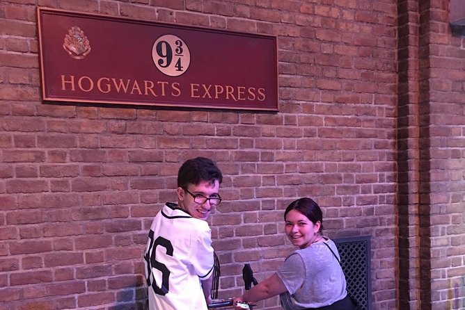 Harry Potter's Private London Taxi Tour - Buckingham Palace, Westminster Abbey, and the best “drive-by plus photo” strategy