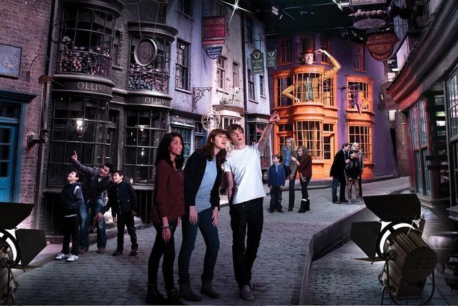 Harry Potter Warner Bros. Studio Tour with Transport from London - The Harry Potter set highlights you should prioritize