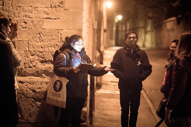 Haunted Oxford Tour - by Uncomfortable Oxford™ - Why this Haunted Oxford Tour feels different from typical scares