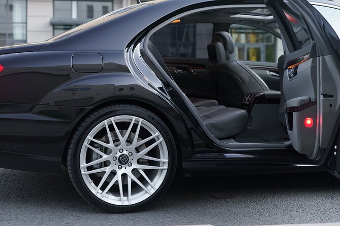 Heathrow Airport to London Transfers - From Heathrow to London, with a driver already in the loop
