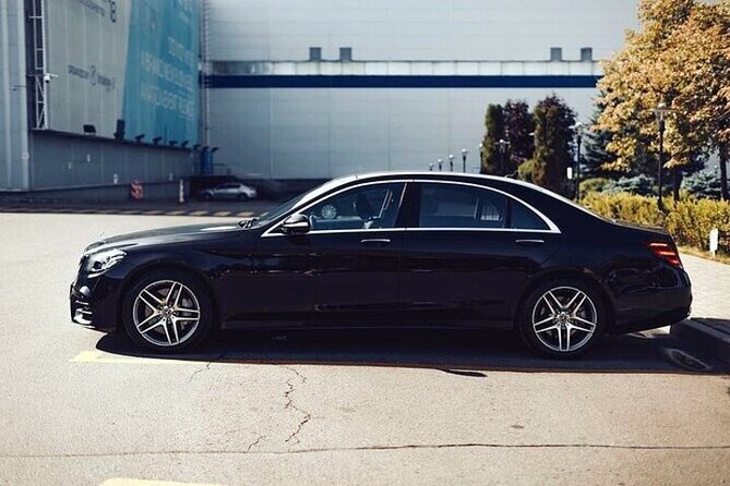 Heathrow Airport To Oxford Private Transfer - Standard vs executive: how to pick for your group