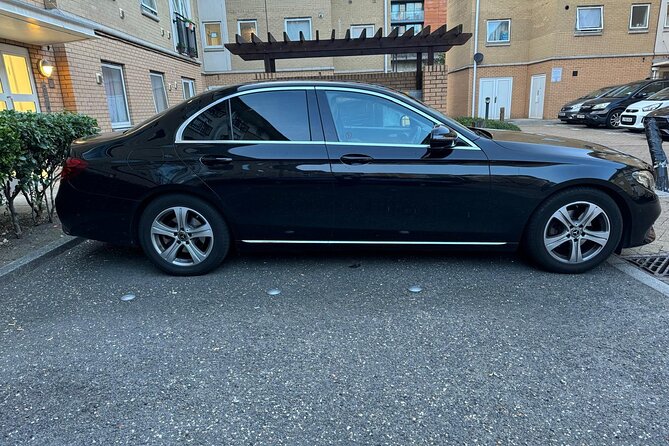 Heathrow to Central London Airport Transfers - Timing, Waiting, and Why Delays Don’t Have to Ruin Your Arrival