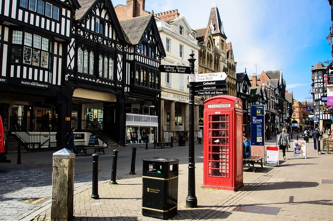 Hello Chester! Private Walking Tour - Victorian clock and the iconic gatehouse, quick photos with big atmosphere